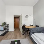 Shiny Homes - Modern & Cozy In Mitte