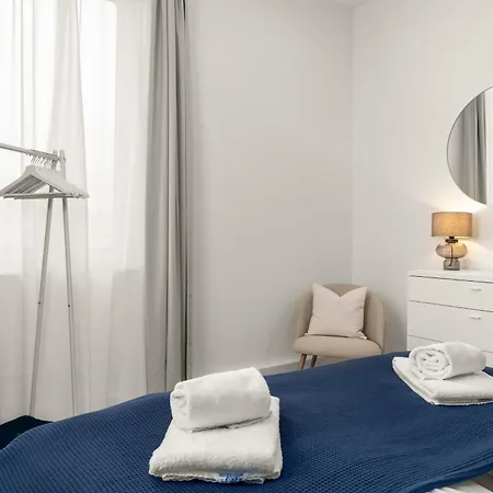 Shiny Homes - Modern & Cozy In Mitte شقة *