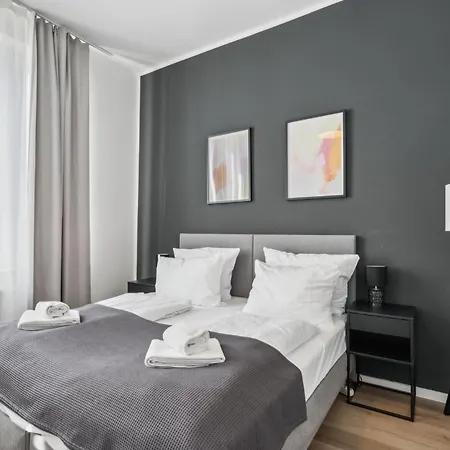 Shiny Homes - Modern & Cozy In Mitte