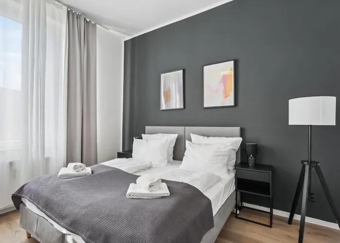 Shiny Homes - Modern & Cozy In Mitte